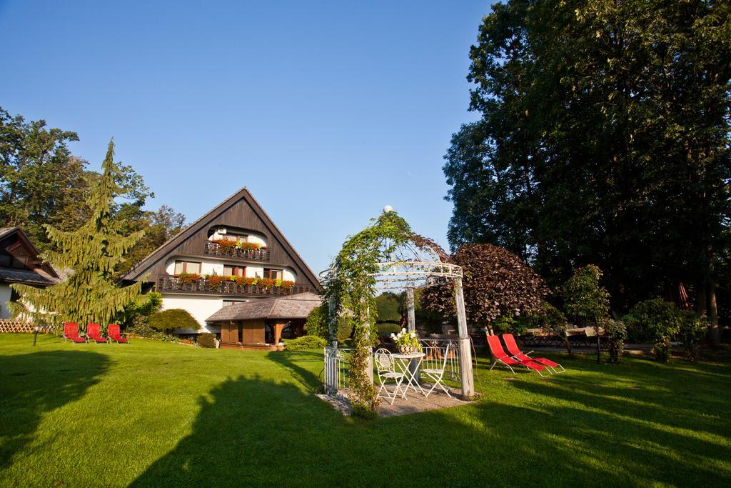 Alp Pension Блед Экстерьер фото